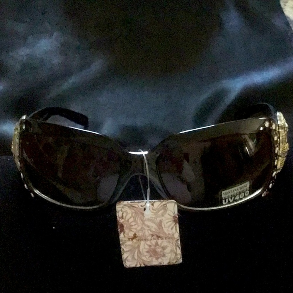 Montana West sunglasses.